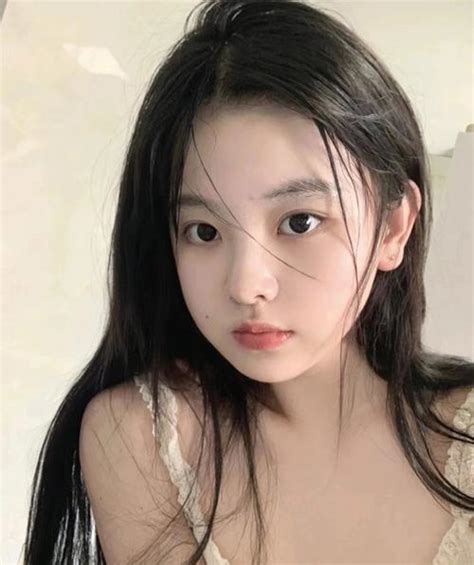 性感上半身无头女生头像图片