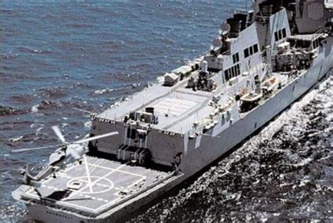 为什么美国提康德罗加级巡洋舰比阿利伯克级驱逐舰的吨位小？|伯克|罗加|驱逐舰_新浪新闻