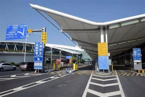 广州白云机场T2航站楼国内客运航班截载时间缩短至40分钟_南方网