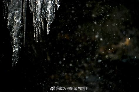滴水成冰的意思_成语滴水成冰的解释-汉语国学