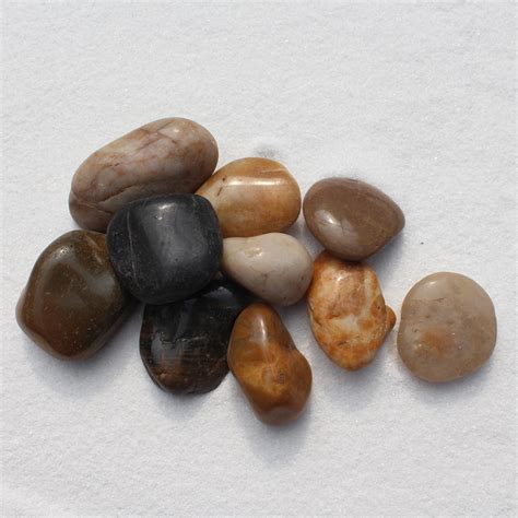 【鹅卵石】鹅卵石价格_鹅卵石报价 精品2-3cm亮光面纯黑色雨花石-阿里巴巴