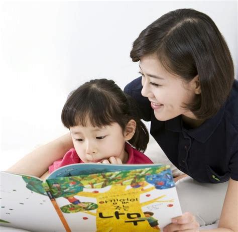 家长怎么陪孩子读绘本 家长陪孩子读绘本的方法 _八宝网