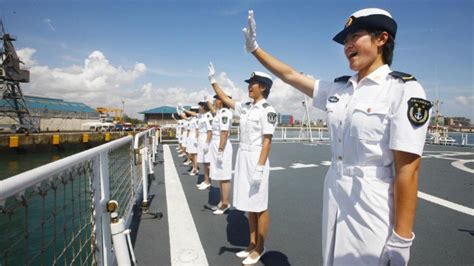 在航母上是否有必要部署女性舰员？看看美军航母上的女兵都能做些什么（7）-千龙网·中国首都网