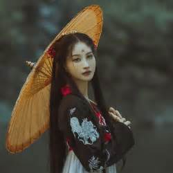 古风妆容温婉百搭女生头像