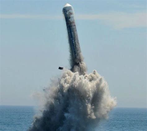全球海军现役潜射洲际弹道核导弹威力大PK
