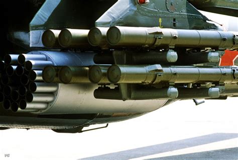 米-28N与AH-64D是当年美苏军备竞赛延续产物 - 美国军事 - 全球防务