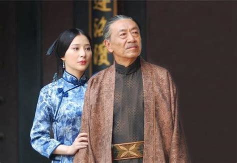 国家一级演员王奎荣，72岁仍然非常敬业