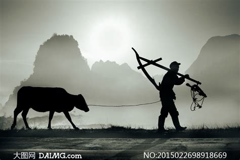 一个农夫的肖像和她高清图片下载-正版图片505106038-摄图网