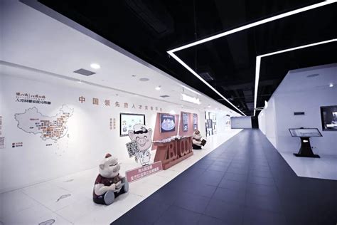 OPPO(重庆)智能生态科技园品牌展厅设计制作|空间|展陈设计|艺嘉互动 - 原创作品 - 站酷 (ZCOOL)