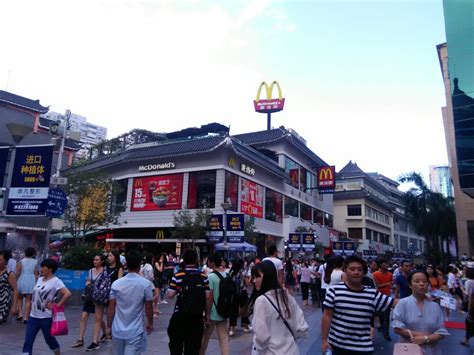 东门商圈改造 一期投资5亿 各方为老商业街升级改造支招_深圳新闻网