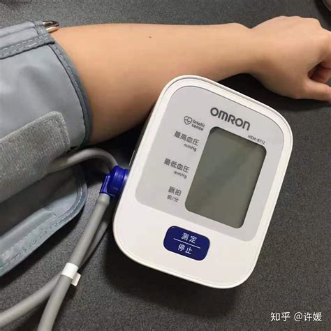 欧姆龙日本进口J710血压计老人医用家用高精准血压仪器臂式全自动_虎窝淘
