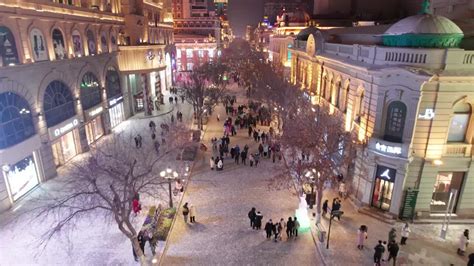 哈尔滨中央大街夜晚雪景航拍—高清视频下载、购买_视觉中国视频素材中心