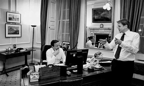 各国领导人的办公室，英拉的很温馨，普京桌上这一种物品很多