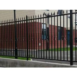锌钢围墙栏杆-广元围墙栏杆-镀锌钢管栏杆_金属板网_第一枪