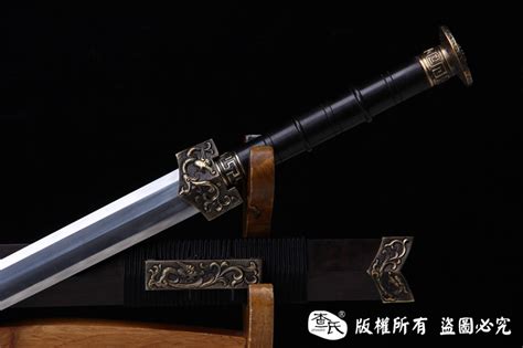 欣赏中国西汉时期的冷兵器 汉剑|汉剑|时期|冷兵器_新浪新闻