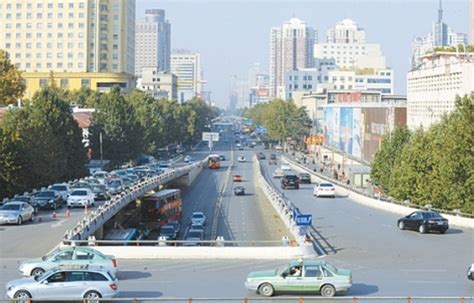 郑州市金水区“一环十横十纵”道路综合改造工程成效显著-中华网河南