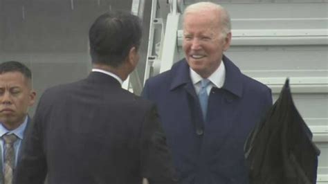 美总统拜登乘“空军一号”抵达日本，将出席G7广岛峰会_凤凰网视频_凤凰网
