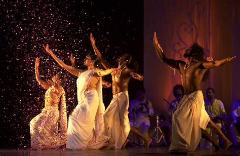 印度舞蹈家来我校演出-深圳大学新闻网