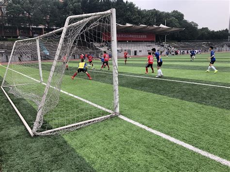 重庆大学2020年研究生足球联赛决出8强-重庆大学研究生会