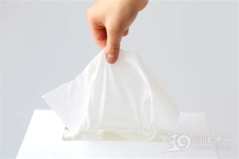 如何辨别纸巾质量好不好 如何辨别纸巾质量的好坏_知秀网