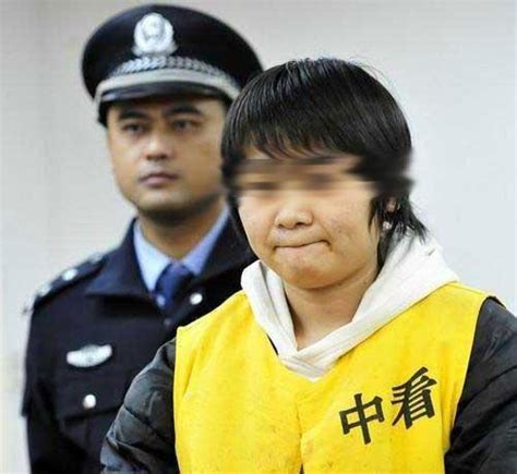 黑龙江14岁女生弑母藏尸悲剧警醒：让孩子成人远比成才更重要|弑母|母亲|悲剧_新浪新闻