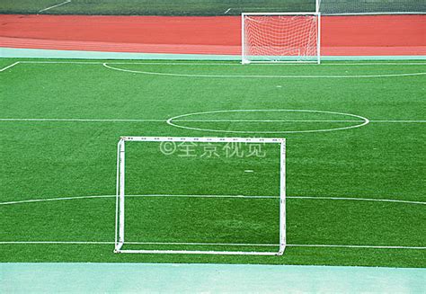 02年世界杯中国队最后一场比赛，杨晨射门击中门柱差一厘米的进球