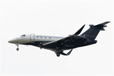 巴航工业推出“飞鸿”300E最新升级型_飞行翻译_公务机_公务航空_Business Jet_Business Aviation