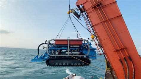 中国造深海挖矿船，能在水下2000米作业，日本出2倍价钱收购__财经头条