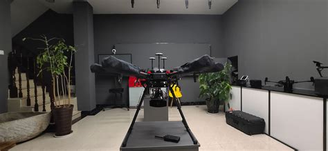 立臻科技智能工厂变革，亮亮视野AR领航维修 - 艾邦AR/VR网
