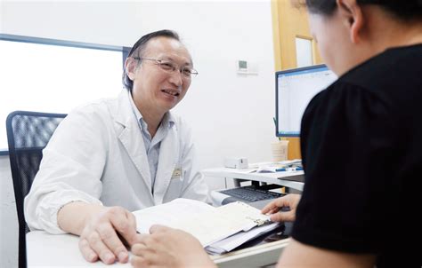 医药前沿|国内较早的一个III期肺癌规范化诊疗示范中心在浙江正式成立_肿瘤_医生在线