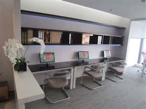 小型时尚风格办公室设计展示办公室装修实景图-家居美图_装一网装修效果图