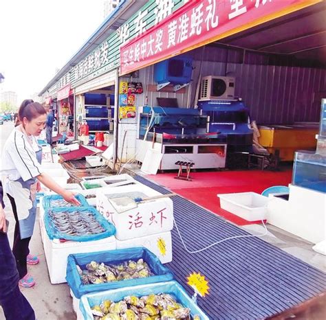 员村市场：肉类海鲜品种齐全 蔬菜瓜果琳琅满目
