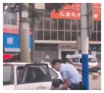 江西：救护车撞死15岁女孩后逃逸_手机凤凰网