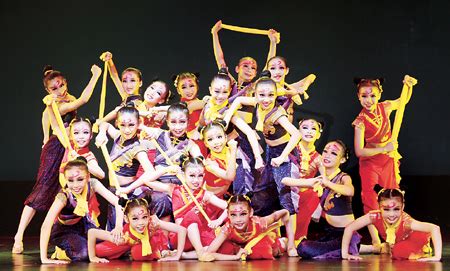 2017第二届深圳舞蹈节 群众集体舞大赛完美落幕