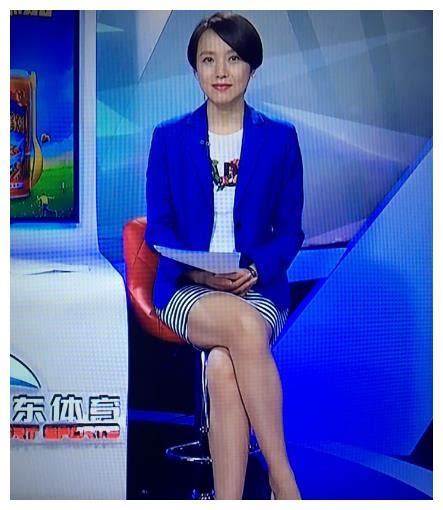 广东电视台节目主持人郑怡，风格优雅大方的广东体育频道当家主持