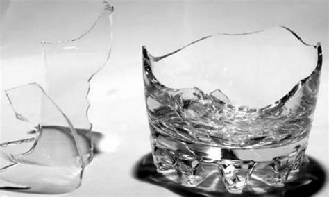 C4D破碎玻璃杯|平面|其他平面|部落格_肖 - 原创作品 - 站酷 (ZCOOL)