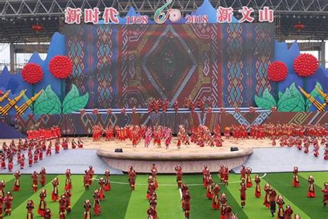 许嵩、方文山联手创作中国风歌曲《纸上雪》_腾讯视频