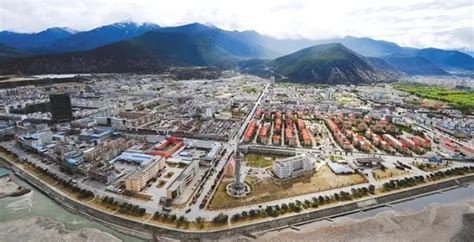 西藏这十年：林芝市经济社会发展成就显著_荔枝网新闻