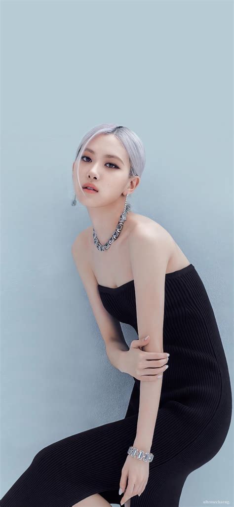 Rse朴彩英全身图图片