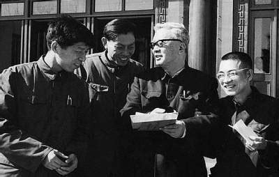 历史上的今天5月22日_1933年陈景润出生。陈景润，中国数学家（1996年逝世）