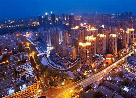 安徽芜湖最发达四大县城，无为县四大名城之一，芜湖县历史悠久！
