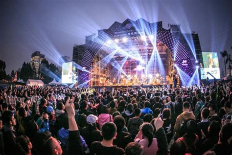 沂蒙花开音乐节在沂水开演，数千人共同体验精彩音乐现场__凤凰网