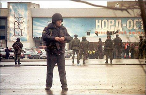 不明麻醉气体杀死128名人质：2002年10月26日莫斯科人质危机结束_萨沙讲史堂_新浪博客
