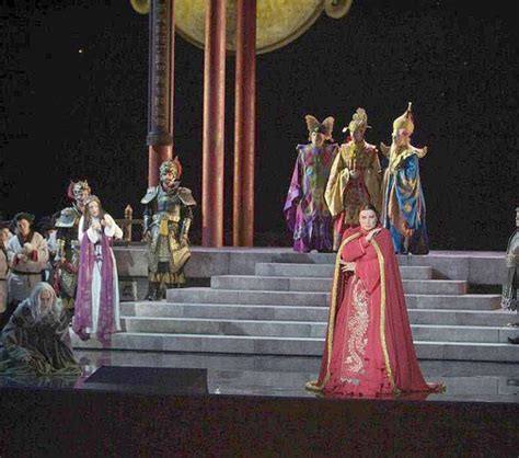 中央歌剧院版《图兰朵》惊艳日内瓦