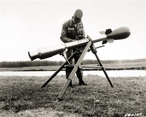 美国B61-12核弹对付谁？打击精度30米 箭头明显指向中俄 - 知乎
