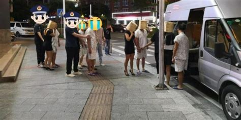 扫黄！阳江市区某沐足场所涉嫌卖淫，多人被抓_手机新浪网