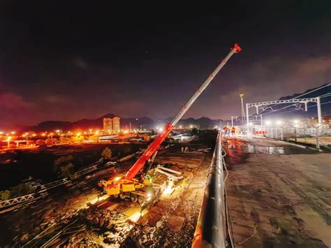 温州北站互通工程取得重大进展 楠溪江大桥3号主墩承台水下封底浇筑成功 - 永嘉网
