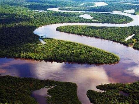 亚马逊河与长江相比厉害在哪？为何说它可怕到让人不敢下河游泳？
