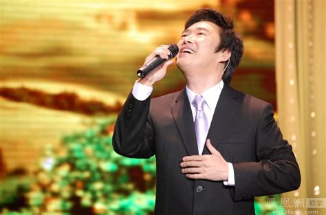 费玉清2012北京演唱会在即 精彩演出回顾[高清大图]_娱乐频道_凤凰网