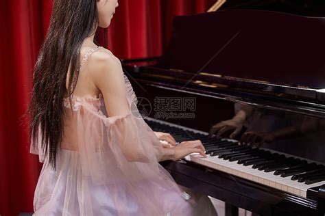 钢琴课,钢琴课十级,少儿钢琴课_大山谷图库